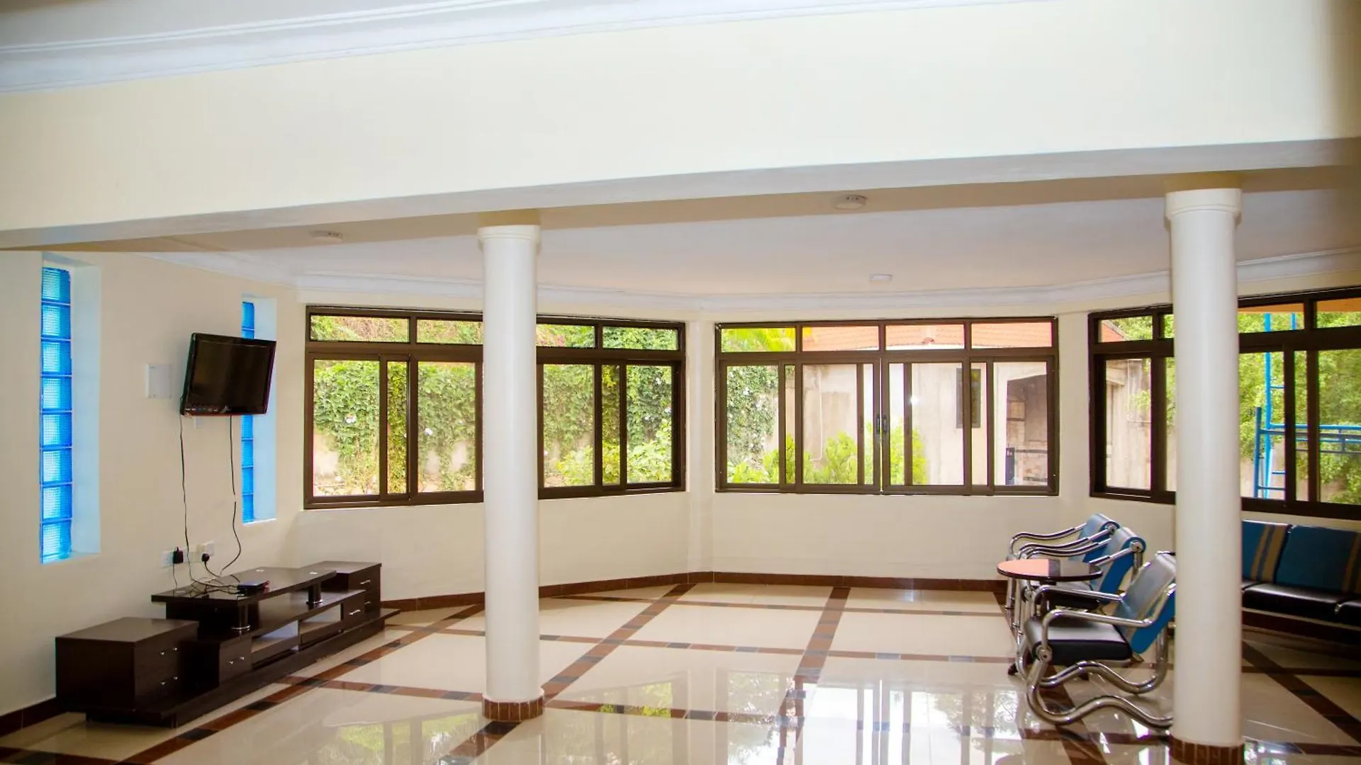 Treasure View Courts Hotel Kampala