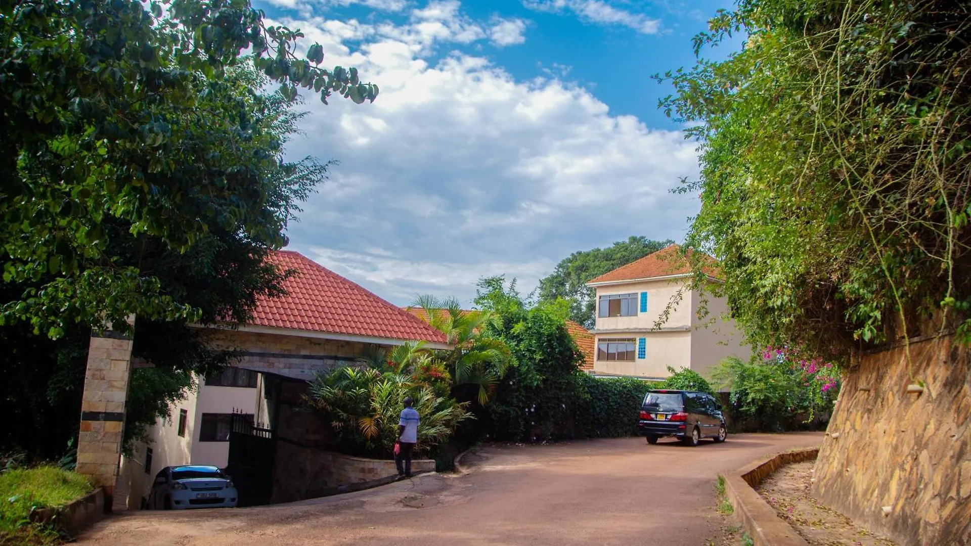 Treasure View Courts Hotel Kampala